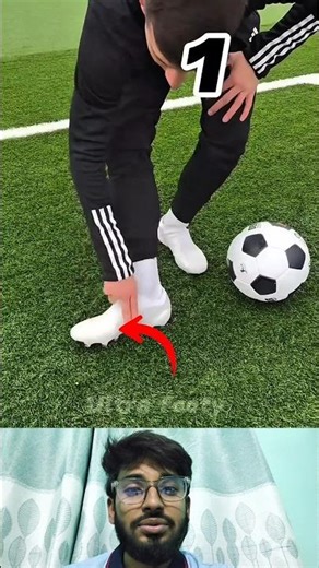 How to Curve Shot Like the Pros 🤯⚽ #football #soccer #shorts