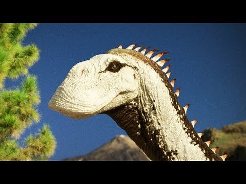 Shunosaurus VS sinraptors (dinosaures) - ZAPPING SAUVAGE