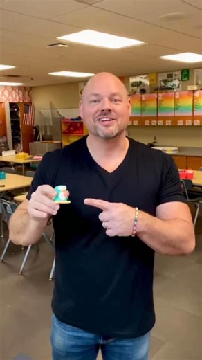 Joel Scholten on Instagram: "Who knew a penguin sculpture could be so cute and so simple?! This model magic penguin is one of my favorite kindergarten sculpture lessons, but honestly it works beautifully across grade levels and even for homeschool art. Students learn basic sculpture techniques, build forms step by step, and create something they are proud of. All with simple tools you already have. Supplies you need Model magic One bottle One cap Pencils Scissors Tomorrow I will show how student