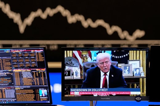 Market sell-off continues as Asian markets open | Hanomansing Tonight