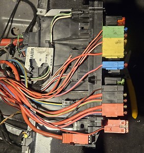 2005 W220 Rear SAM replacement.