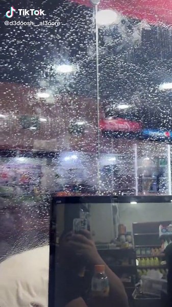 Effective Glass Cleaning Techniques for a Sparkling Finish