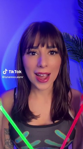 Fast focus test 👀 follow the light for ADHD #asmr #asmradhd #asmrfollowmydirections #amsrfocus #asmrfocusonlight #asmrfollowlights #asmrlight #asmrlighttriggers #fastasmr #GenshinImpact34 #FastTwitchContest