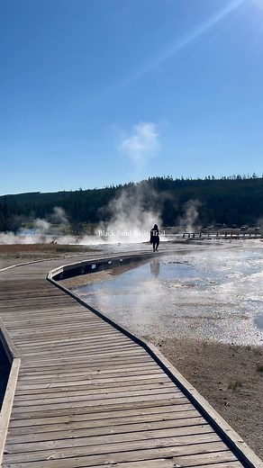 20K views · 300 reactions | Black Sand Basin Trail, Yellowstone National Park, Wyoming, USA #4kscenicdrivesandhikes #yellowstonenationalpark #roadtrip #blacksandbasin | 4K Scenic Drives and Hikes Worldwide. | Facebook