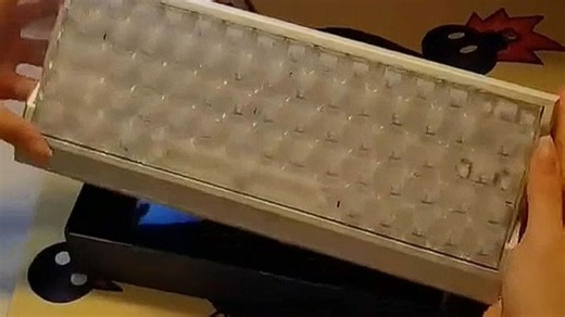 IQUNIX磁轴键盘颜值在线，办公桌上的精致摆件，打字顺滑不累手，家用办公两相宜，磁轴手感细腻，长期使用也不疲劳。