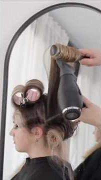 How to Do a 90s Blowout | Smooth Bounce