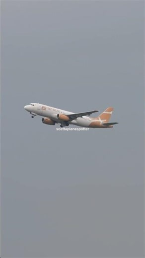 Super Air Jet Heading to the Clouds ☁️ #aircraft