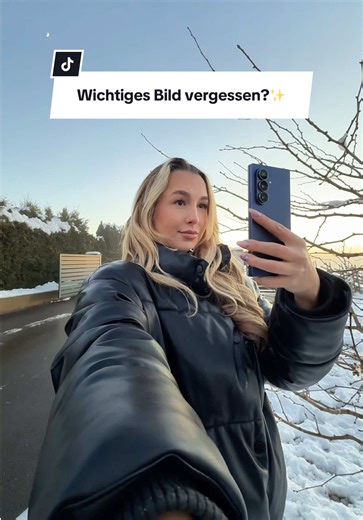 *Anzeige | Wichtiges Foto vergessen?🫢 Kein Problem 🤍✨ Mit Nano Banana kann man in Sekundenschnelle das perfekte Foto generieren 📸⚡🎄 @SamsungAustria @googlegemini #SamsungPartner #NanoBanana #GoogleGemini #TeamGalaxy #GalaxyZFold7 *Benutzeroberfläche kann abweichen. Google, Android, Gemini und Nano Banana sind Marken von Google LLC. Sequenzen wurden gekürzt und simuliert. Die Verfügbarkeit von Suchfunktionalitäten und unterstützten Apps können je nach Land, Sprache und Gerätemodell variieren.