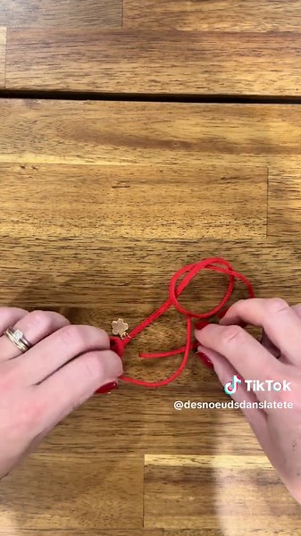 DIY Lucky Red String Bracelet - Handmade Bijoux Tutorial