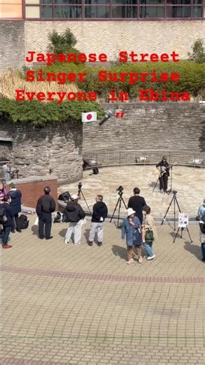 You won’t expect this street performance in Japan 😳”日本でこんなストリートパフォーマンスが見られるとは思わないでしょう😳