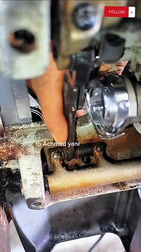 how to fix a wobbly sewing machine feed bar #sewinghacks #edukasi #tutorial #sewingmachine #servicemachine | Achmad Yani