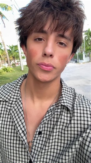 aws.aidan (@aws.aidan)’s videos with original sound - Yan