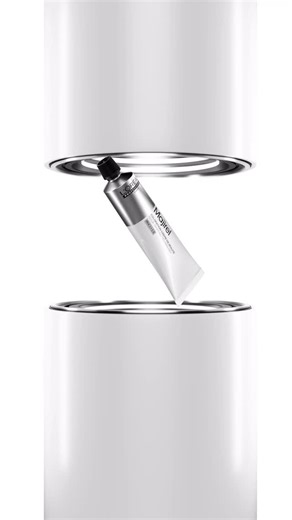 [NEW MAJIREL] Introducing the new Majirel. 🙌 The colour performance you love, with less odour & easier mixing. Now powered by odour trapping technology which coats ammonia molecules to minimise odour- for you and your clients. Its new smooth texture enables an improved dispensing & mixing. 2 x less ammonia odour 3 x more caring Even rich colour from root to tip Up to 100% grey coverage Vegan formula #lorealpro #majirel #haircolor #lorealpronz #permanent color #greycoverage #shinyhair | L'Oréal 