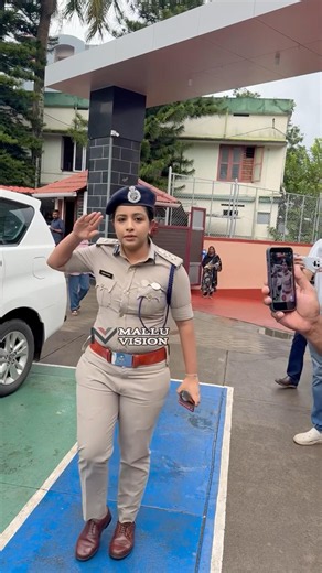 ഓപ്പറേഷൻ തൂഫാൻ ഉത്ഘാടനം ചെയ്യാൻ മെറിൻ ജോസഫ് ഐ പി എസ് എത്തിയപ്പോൾ