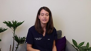 What is the difference between a cyst and a polyp? 樂 An ovarian cyst...