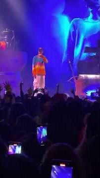 Machine Gun Kelly (MGK) - Pretty Toxic Revolver (LIVE) HD