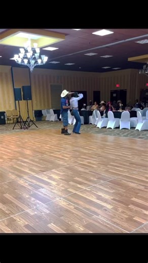 Tina Renee Moore & Dancing Vernon #Chicago #dance #dancerlife #steppin | Universal Steppin Network