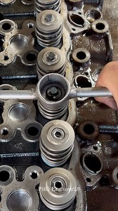 Brilliant Engine Head valve Lock fitting #shortsfeed #fypageシ #proengineer #UnitedStates #usa #automobile #fblifestyle #fb #usa | Pro Engineer