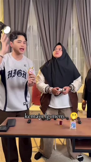 👀🤗🤗🤗kemain mem .. tau lah en tunang tu handsome. 🫢🫢#harszanlagi #ikhmalnour_ #xyzbca #fypシ #malzan