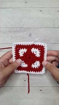 How to Crochet a Mosaic Crochet Granny Square Round 7 | Yarn Crafts & Coffee