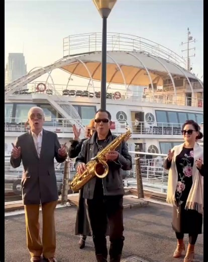 Exploring Nostalgia in Mandarin Oriental Music