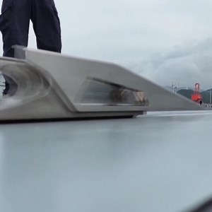 3.4M views · 4.4K reactions | #China's Fujian aircraft carrier uses a domestically developed electromagnetic catapult system to launch carrier-based #aircraft at extreme speed. After more than 20 years of development, the system delivers explosive acceleration and instant deceleration on a short flight deck. | China Box | Facebook