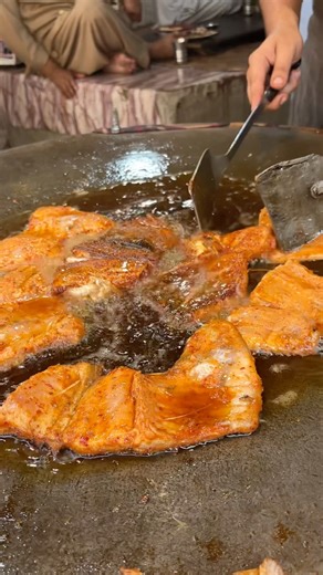 Fish Fry ASMR | Satisfying Sizzle & Perfect Golden Crunch 🐟 #FishFry #StreetFood #CookingShorts