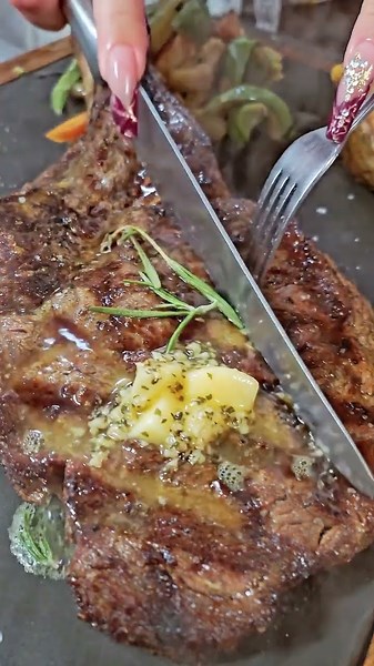 🥩🔥 Garlic Butter Bone-In Ribeye Steak Perfection 🧄🌿