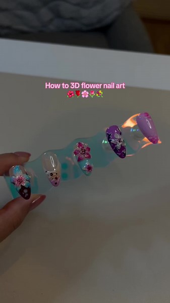 a lil 3D flower nail art tutorial for you🌺🌷💐🌸🌹 #onlinecourse #onlinenailcourse #rosebudacademy #rosebudnailstudio #gelpolish #howtonails #flowernails #3dnailart #3dflowersnails #nailarttutorial