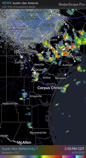 21K views · 110 reactions | Radar update: A few brief scattered showers across the Beeville/Victoria area of the region. 3:45 PM 06/25/2025 | South Texas Weather Updates | Facebook
