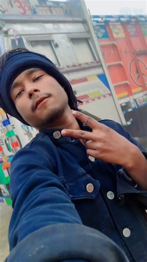 Shahbaz ♡ Ansari 。･:*:･(✿◕3◕)❤ on Instagram: "New trending video❗🎥 #trending #viralvideos #reelitfeelit #viral #instagramreels"