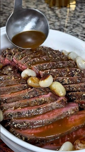 Garlic Herb-Crusted Top Sirloin Christmas Roast