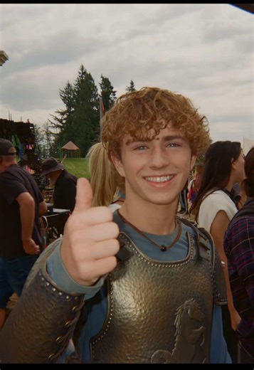 Happy Birthday Walker!!! hes 17 already what🥹 || #walkerscobell #walkerscobelledit #fyp #walker #percyjackson || walker scobell | walker scobell edit | viral | percy jackson | edit | birthday