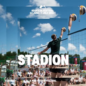 Want to sweat it out at Roskilde Festival? Then stop by our sports and activity area Stadion! At Stadion you'll find countless forms of sports and activities, ranging from dance workshops, rap battles, yoga, running training, morning workouts, cycling, and street sports like basketball, football and beach volley. Everyone can participate! You are welcome whether you're a beginner, an experienced athlete, or simply want to cheer from the sidelines. Stadion is located close to the wind turbine in 