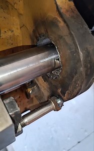 Some bulldozer parts came to the workshop for some TLC!! 🧑‍🏭 #work #farmyard #metalwork #machinery #repair #heavyequipment #welding #heavymachinery #sa | Farmyard Engineering videos