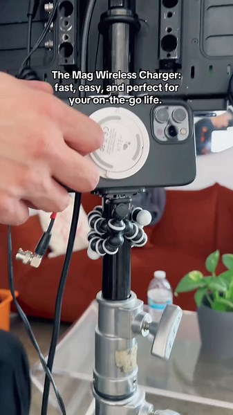 Calling all techies 🗣️ Make sure to keep this mag sage charger on you to make charging a breeze! #fyp #charging #desksetup #techsetup