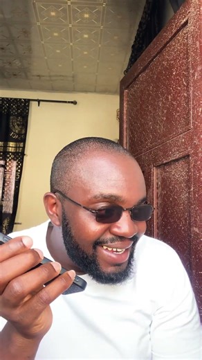 Siri! 😂🤦🏽‍♂️💔 #funny #comedy #jokes #memes #laugh #trend #siri #trendingshorts #viral #fyp