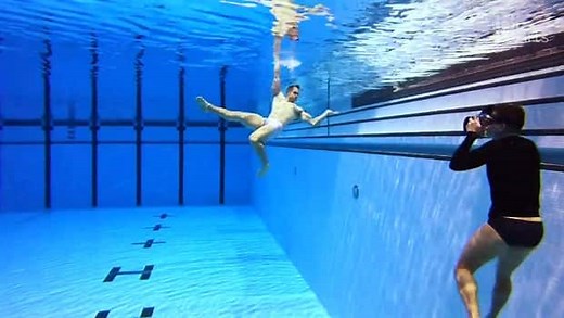 Aquamen: Meet the orthopedic surgeon who moonlights as an underwater photographer