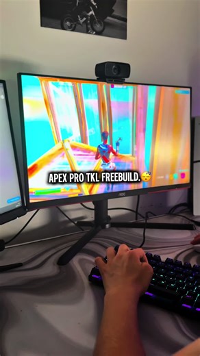 Apex Pro TKL vs Razer Huntsman Mini: Gaming Keyboard Showdown