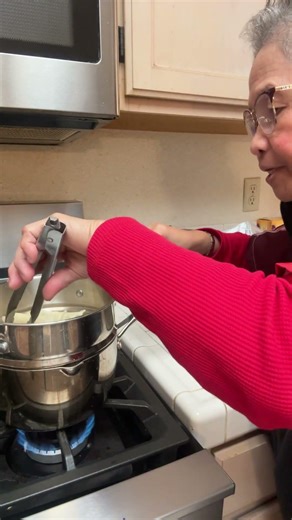 Watch This Dumpling Steaming Method Work Its Magic #cooking #shorts #technique