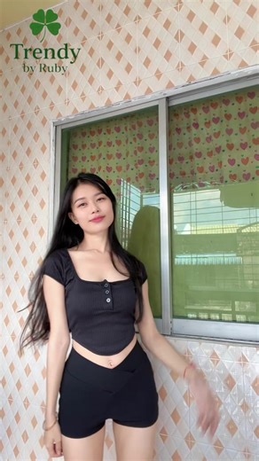 Trendy Mesh Tops: Style Tips and Inspiration