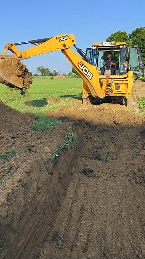 Tranche Excavation Jcb #reelsvideoシ #reelsfbシ #talim_kotiya #reelsfacebook #excvator #excavator #video #post #jcb #facebookpost | Talim Kotiya