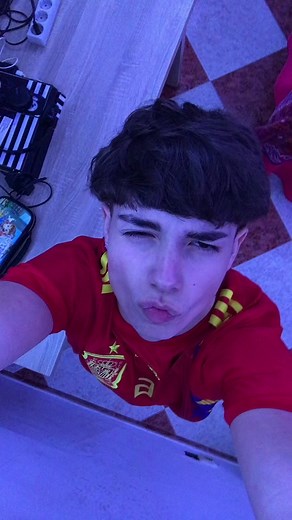 Chicos guapos en TikTok: ¡Los mejores videos!