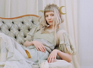 AURORA - Biografía, Discografía, Información y Conciertos