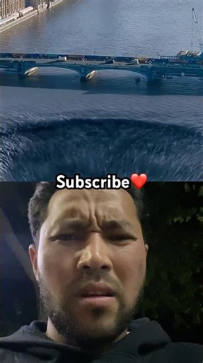 #movie INCREDIBLE SCENE: Silver Surfer's EPIC Villain Entrance in Fantastic Four: Rise of the