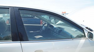 Toyota Camry 2002-2006 5th Generation How to Replace Power Window Regulator