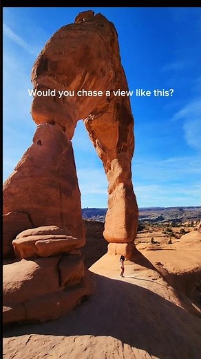 Epic hike to most famous arch in Utah - Delicate Arch in Arches NP. #hiking #archesnationalpark