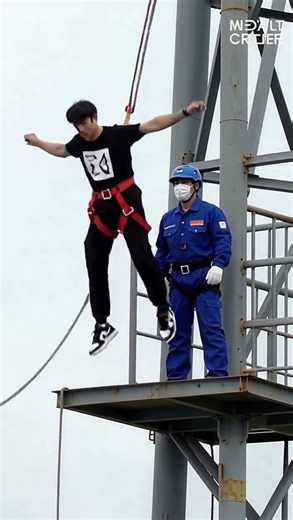 Bungee Cord Failure at the Amusement Park