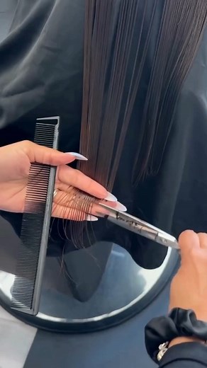 Kenra Professional | Bouncy, Layered Haircut by @thy_stylist 😍 #kenraprofessional #haircut #tutorial #hairinspo #haireducation #haircutting | Instagram