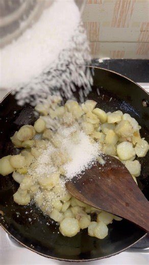 ये शकरकंद बना कर ज़रूर खाना❤️👌#recipie#viral#shorts#ytshorts#tripti#shortlove#sweetpotato#yt#tripti